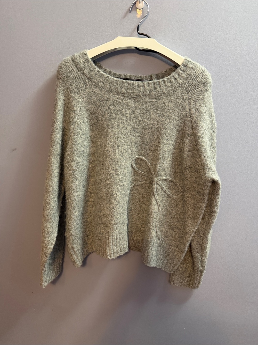 Terra & Sky Gray Crewneck Sweater with Bow Accent